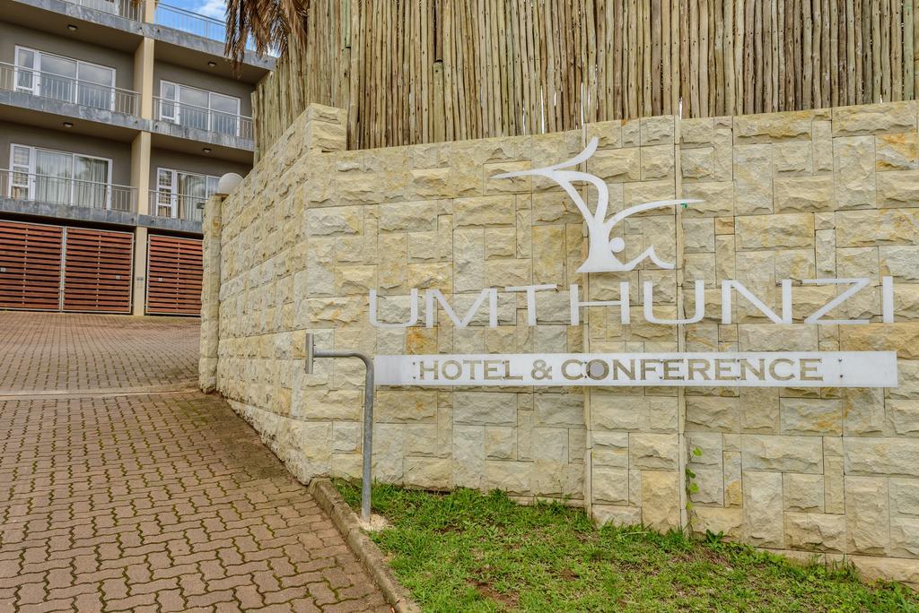 Umthunzi Hotel And Conference Umtentweni Kültér fotó